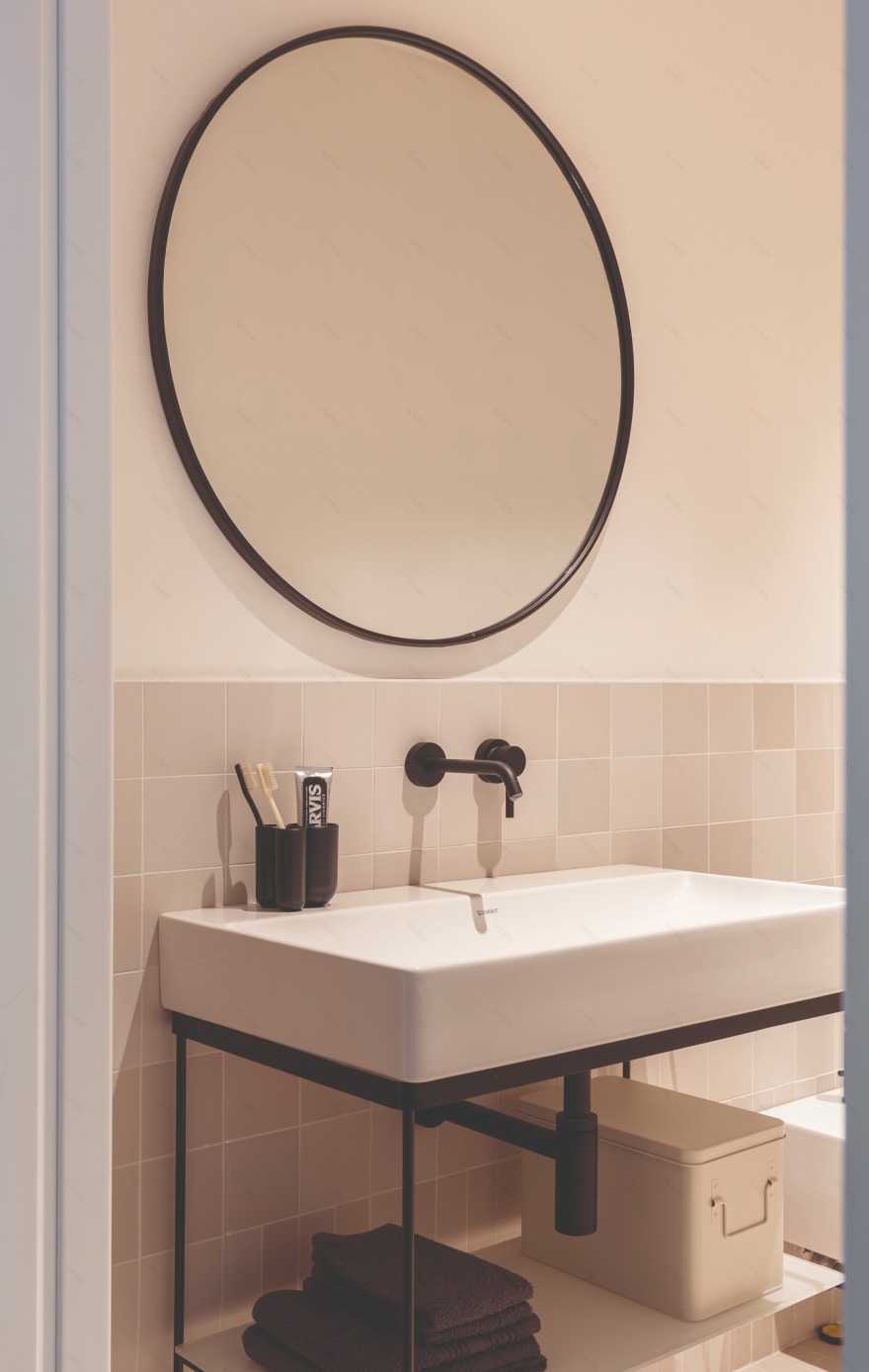 现代经典风格公寓设计-33