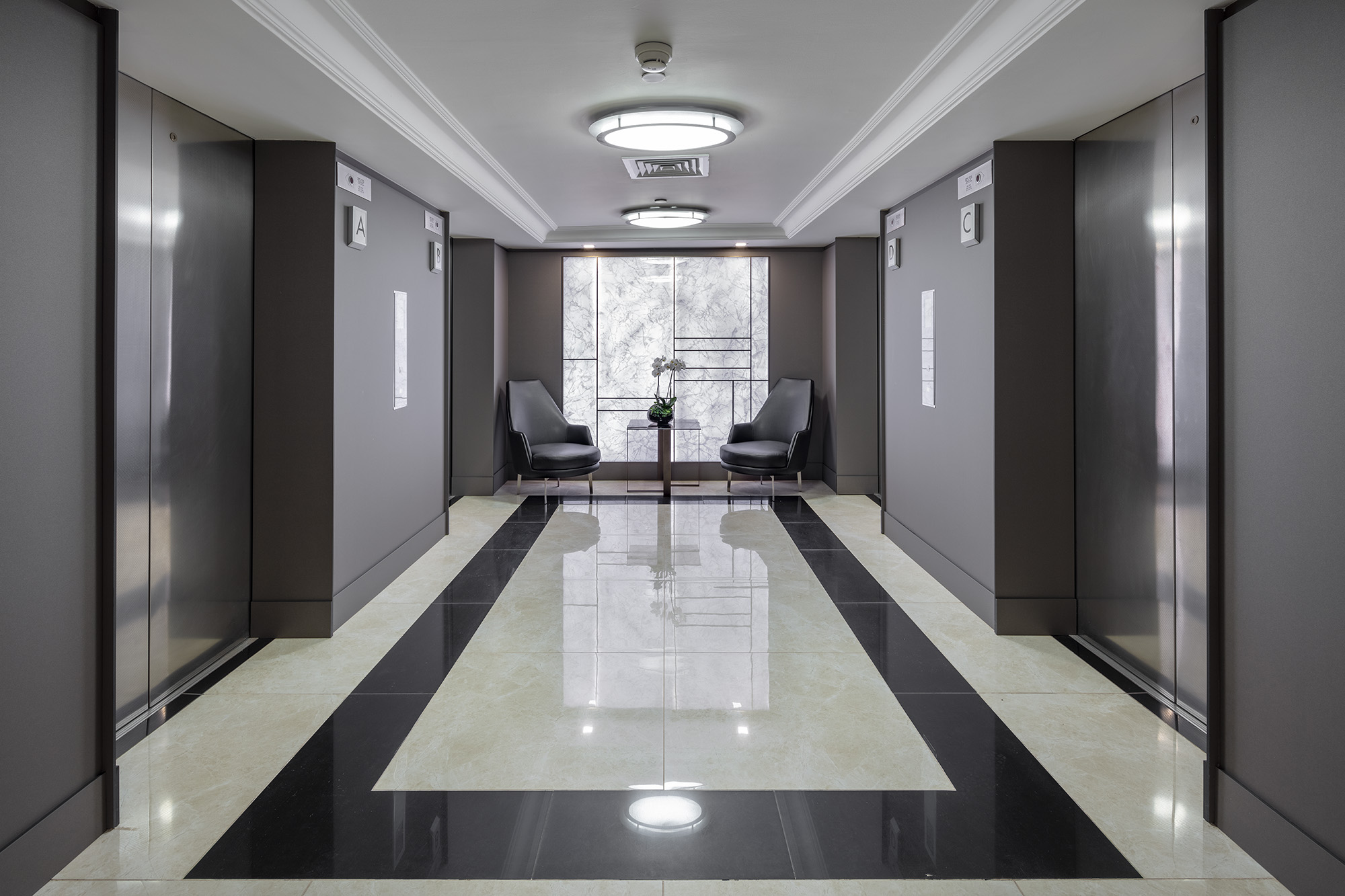 Hilton Tel Aviv: 15th and 16th floor-18