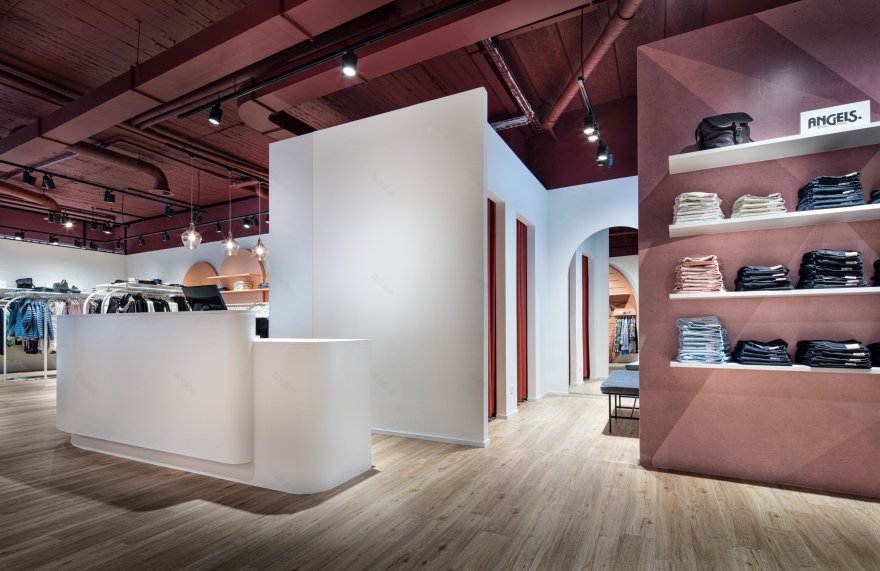 BONSAVER Mode AG 时尚店铺室内设计-2