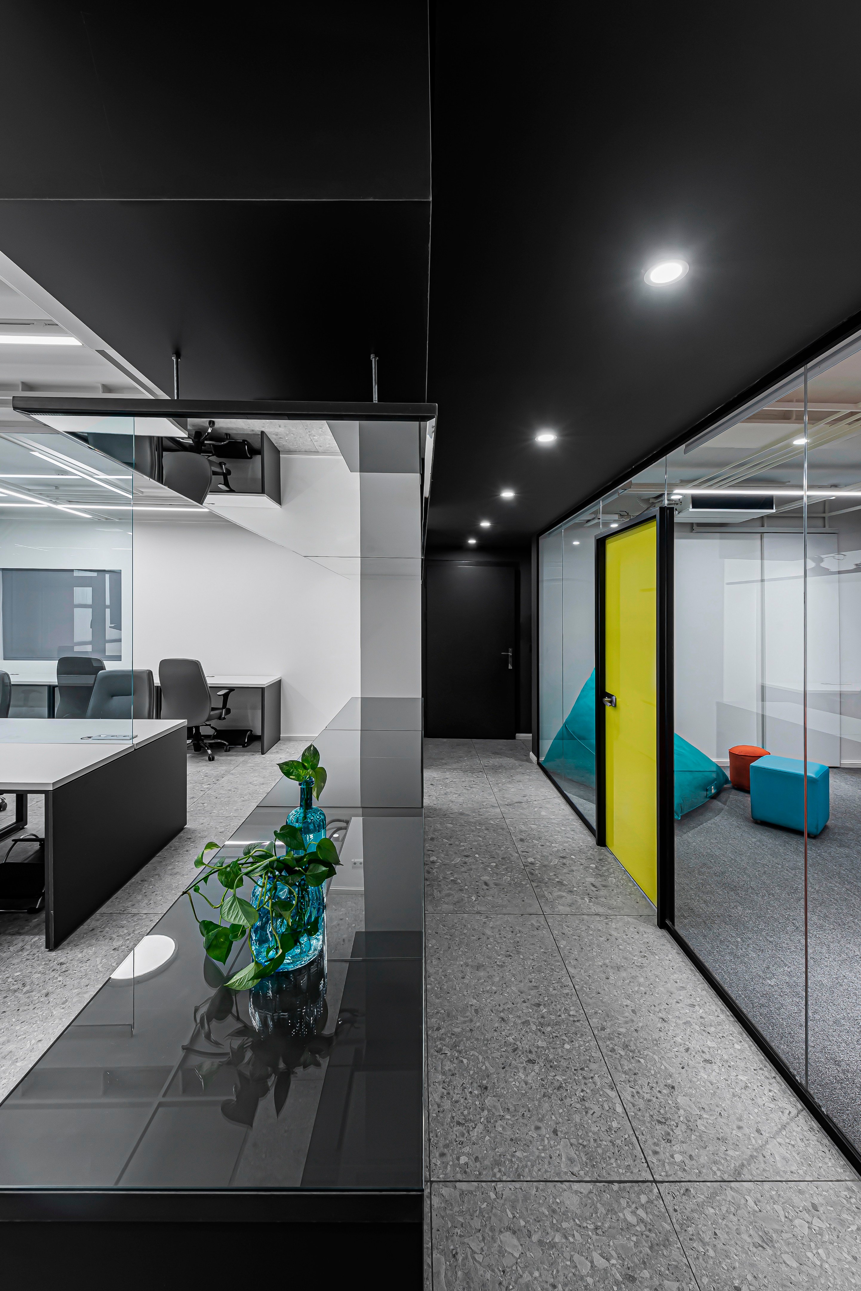 社交网络服务办公室-4