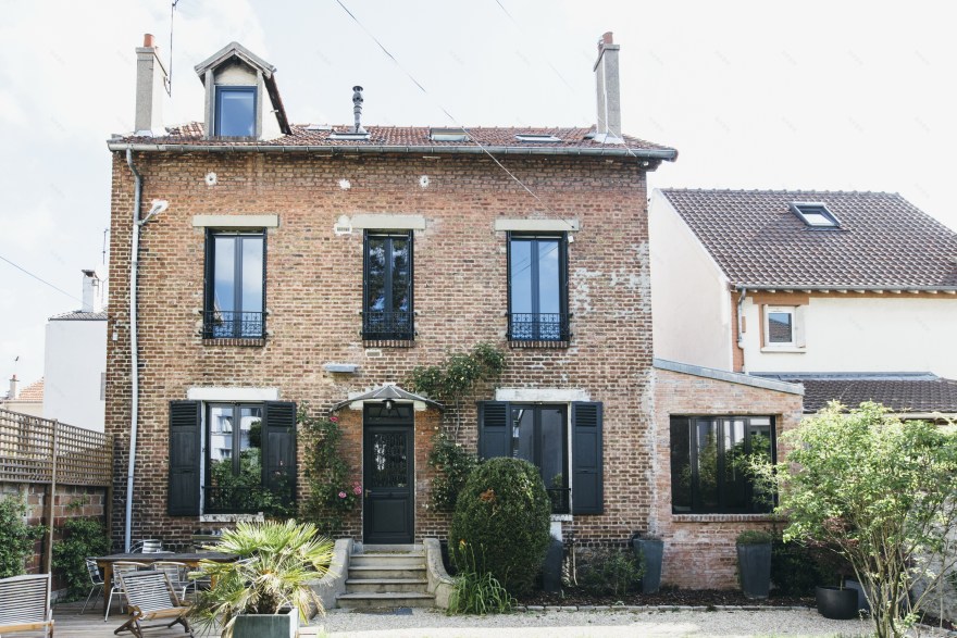 巴黎郊区百年别墅的现代重生-1