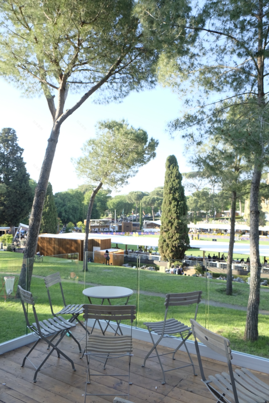 87 度锡耶纳广场马术竞赛-5