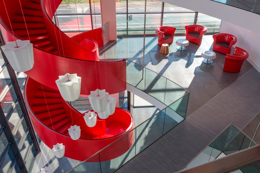 MAINA 五十年庆典,古堡新生的色彩之旅-3