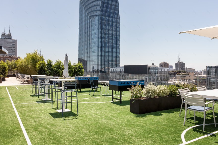 米兰 Inter 新总部·现代办公空间的典范-11