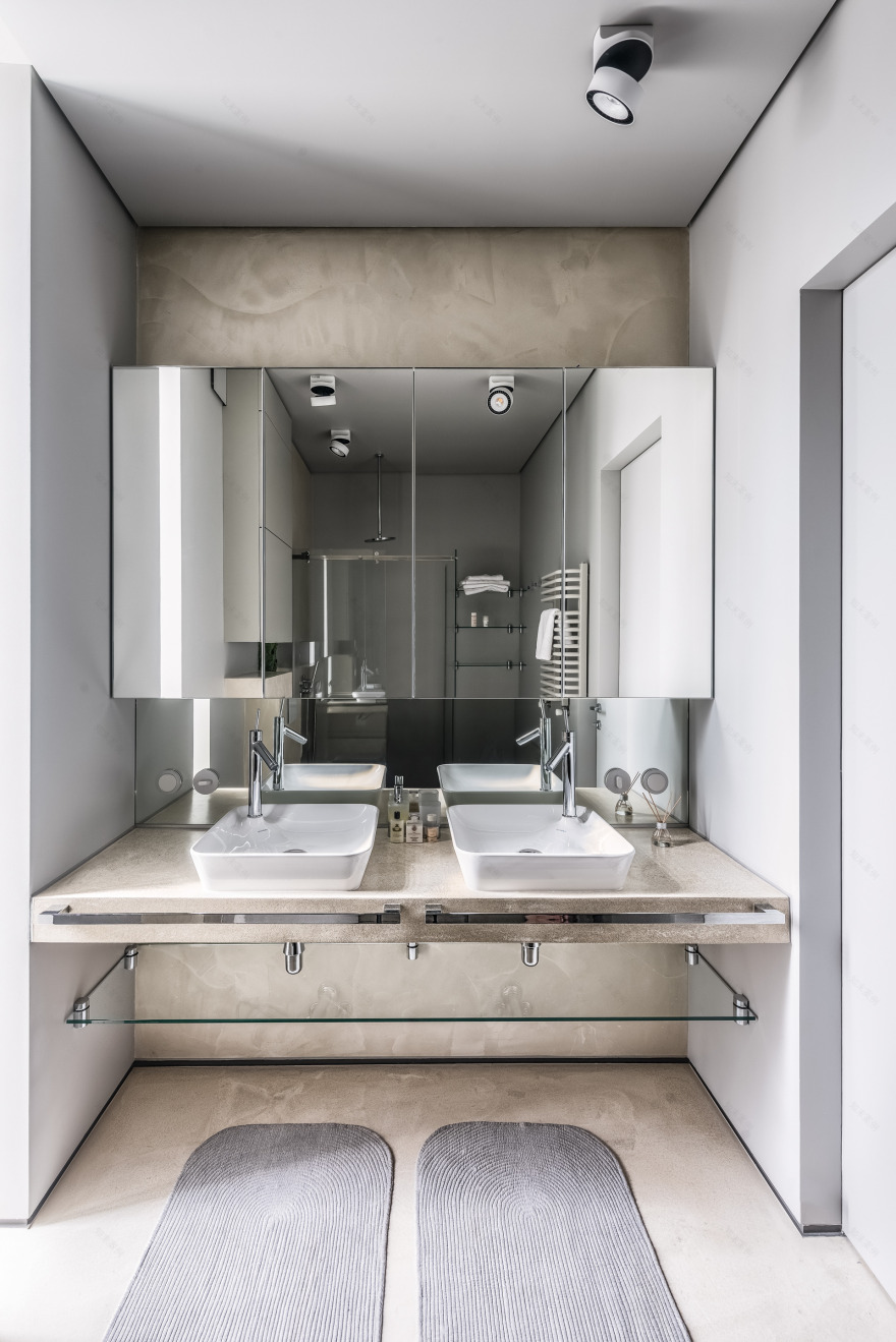 乌克兰公园区的 2000 年代联排别墅重建-30