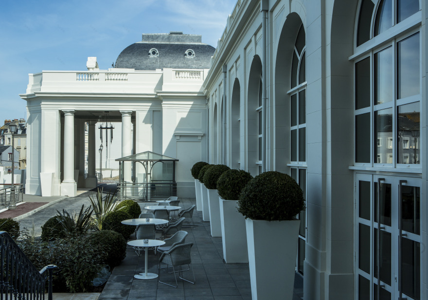 诺埃尔打造的海滨传奇酒店(Hotel des Cures Marines)-62