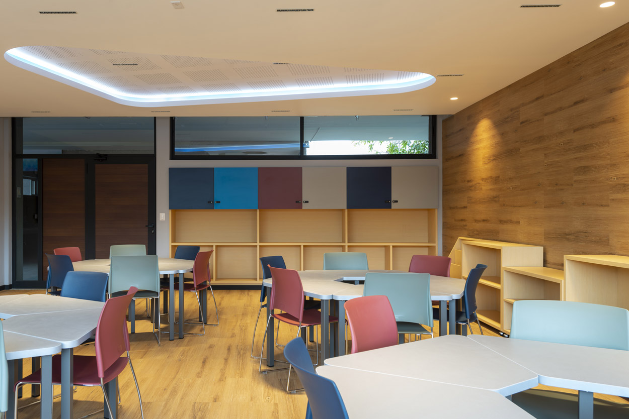 ARCO Arquitectura Contemporánea丨小学丨CimOrt Salones de Primaria-9