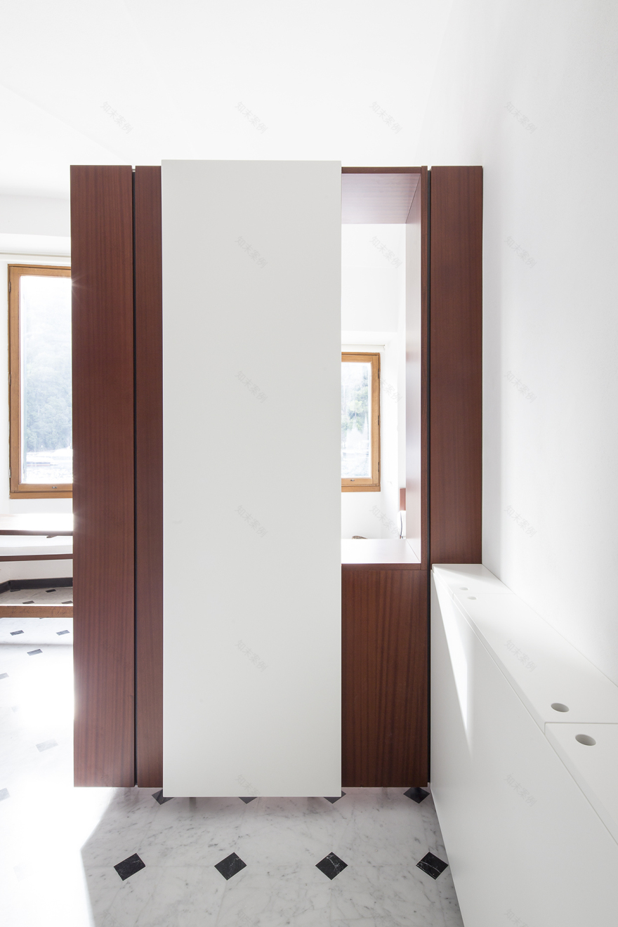 意大利公寓 Casa GAS 以木质隐匿面板打造多功能空间-9