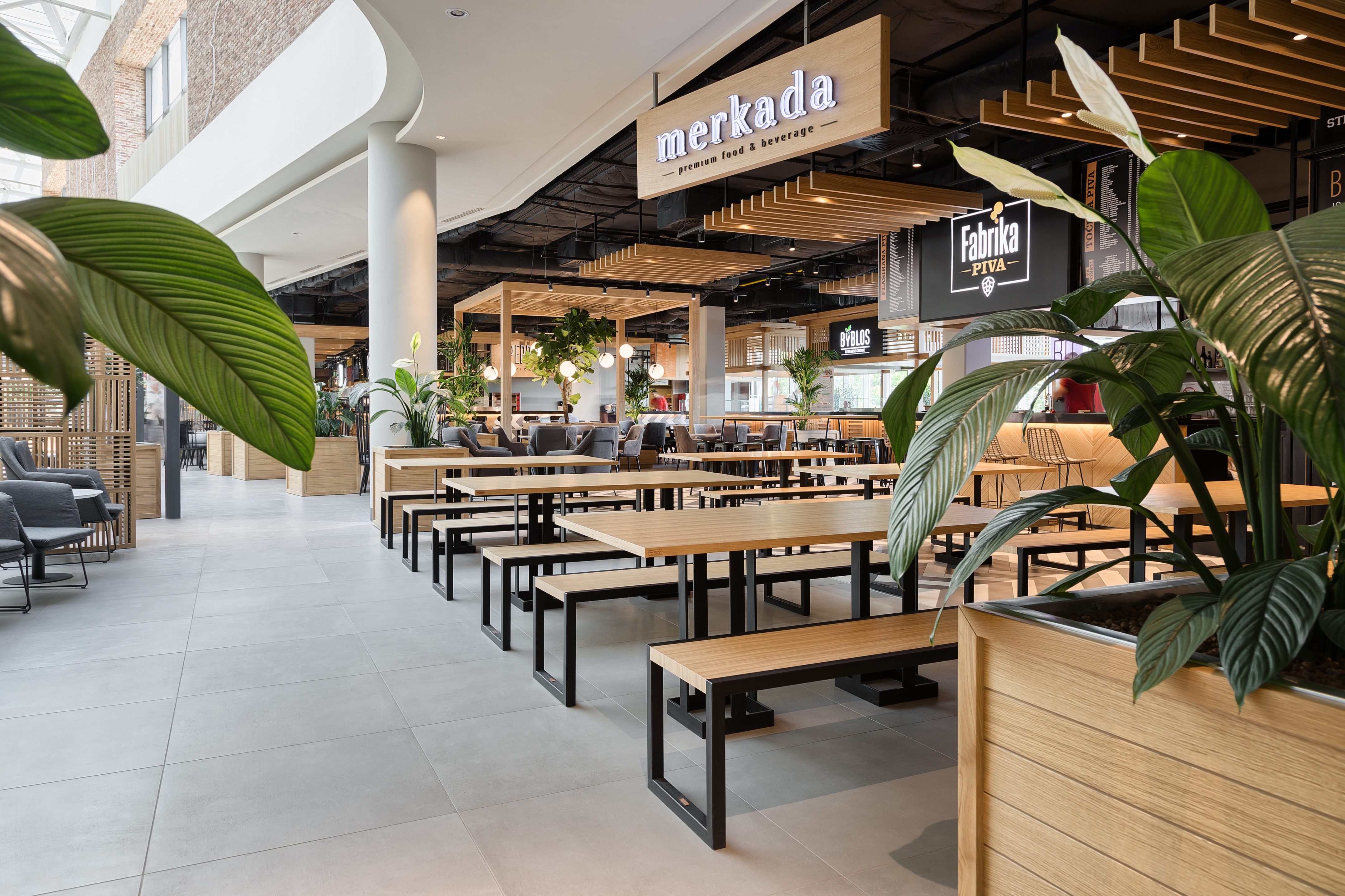 Merkada food court-5