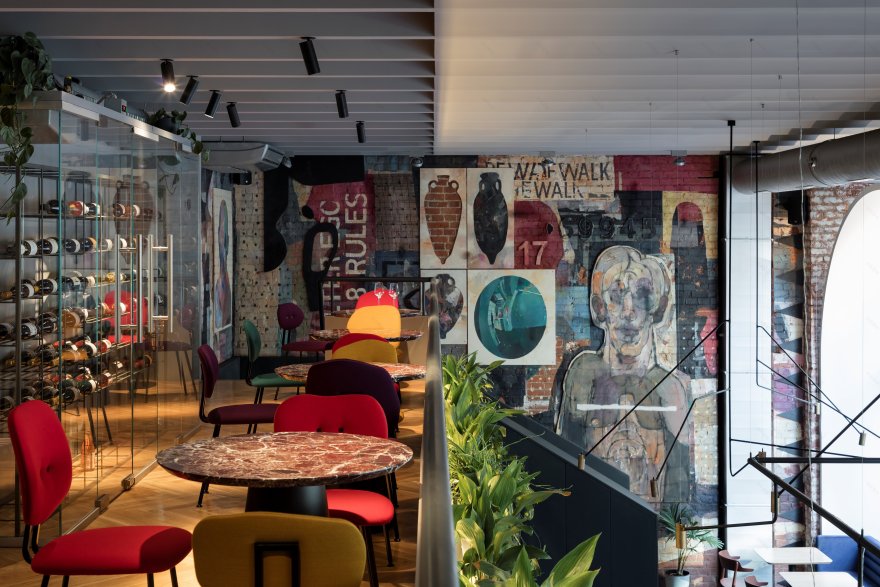 莫斯科世纪老宅的现代酒吧设计(Tyler,the bar)-8