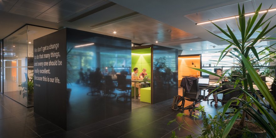 米兰 H-Farm 办公室——定制化 booth 打造温馨工作休闲空间-0