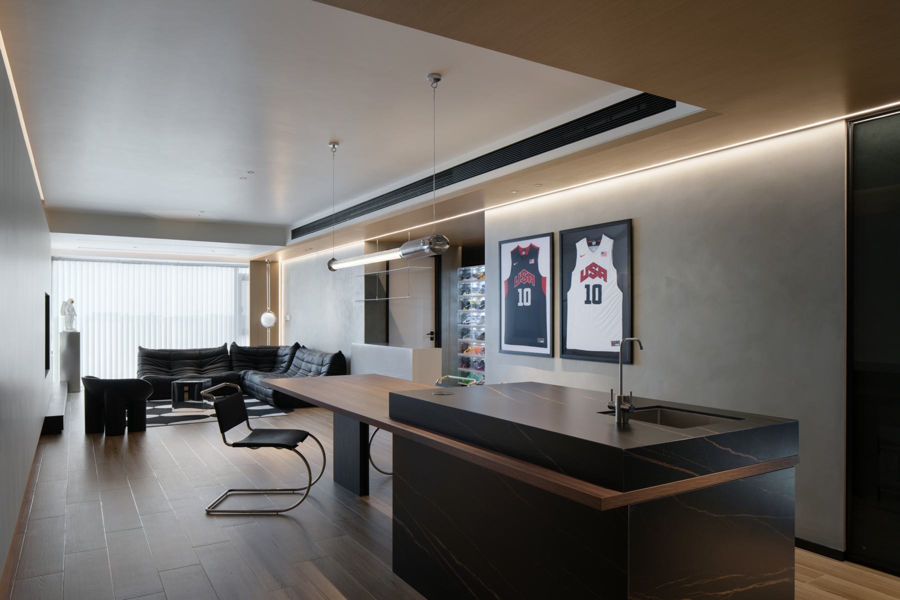 寓见曼巴 · 科比主题的鞋柜装置和静谧空间丨境屿空间研究室-27