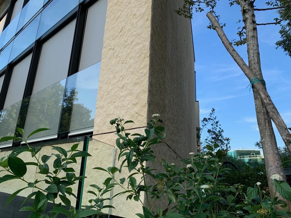 黄石矩阵的超高性能混凝土立面设计-7