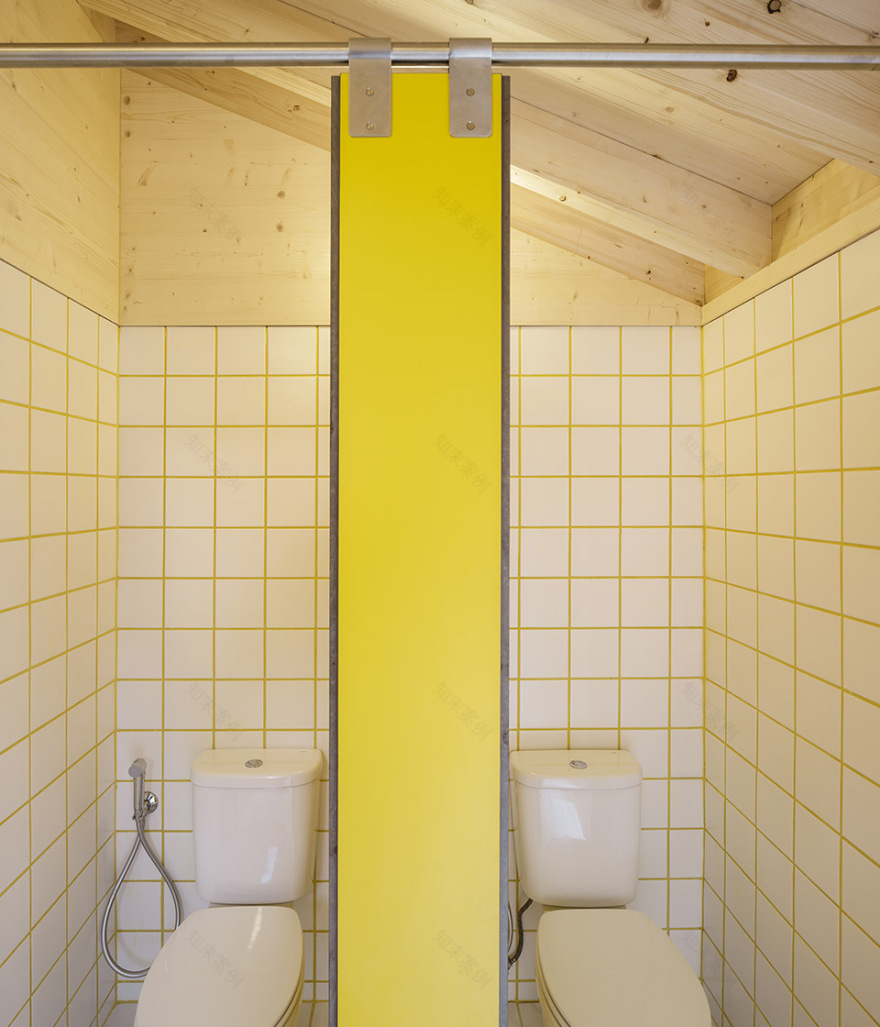 果园中的模块化木结构教室丨葡萄牙丨Estúdio AMATAM-58