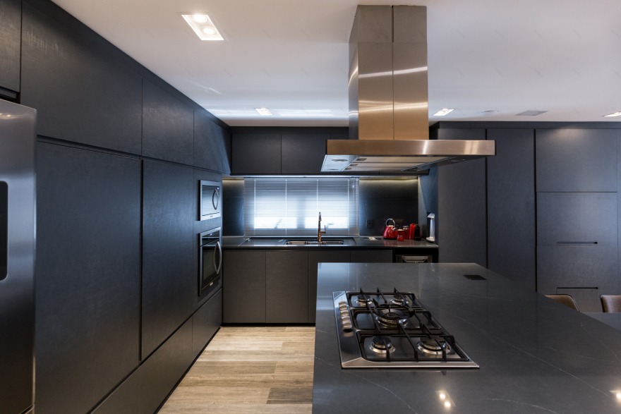 品味卓越的 140 平米现代公寓设计-7