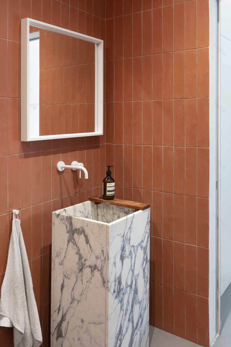 明亮开放的现代办公空间丨意大利那不勒斯丨FADD 建筑师工作室-6