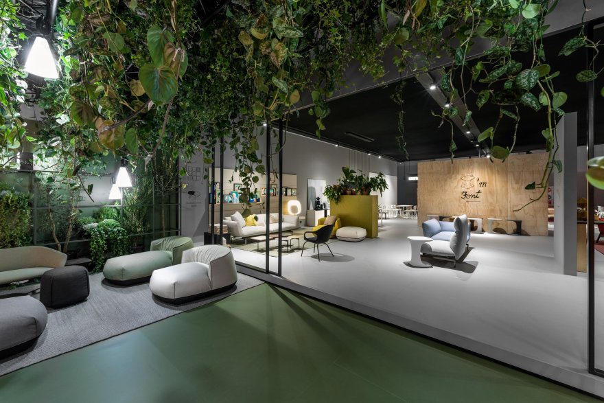 Kristalia 家具展位——绿意盎然的家宅展示空间-1