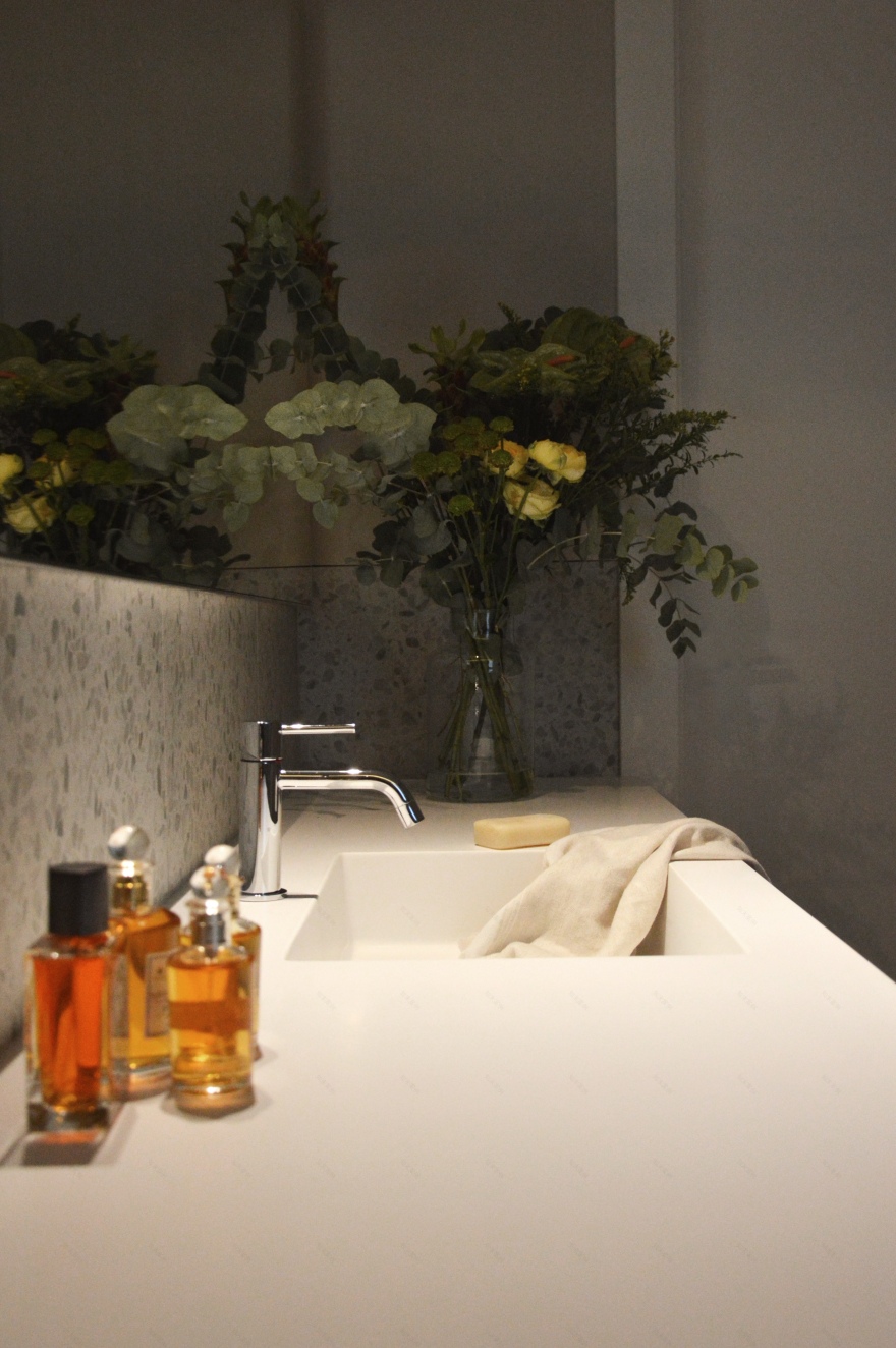 OPUS II | 光影交织的意大利公寓室内设计-13