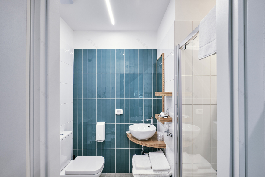 海沙共舞,简约几何的环保酒店设计-4