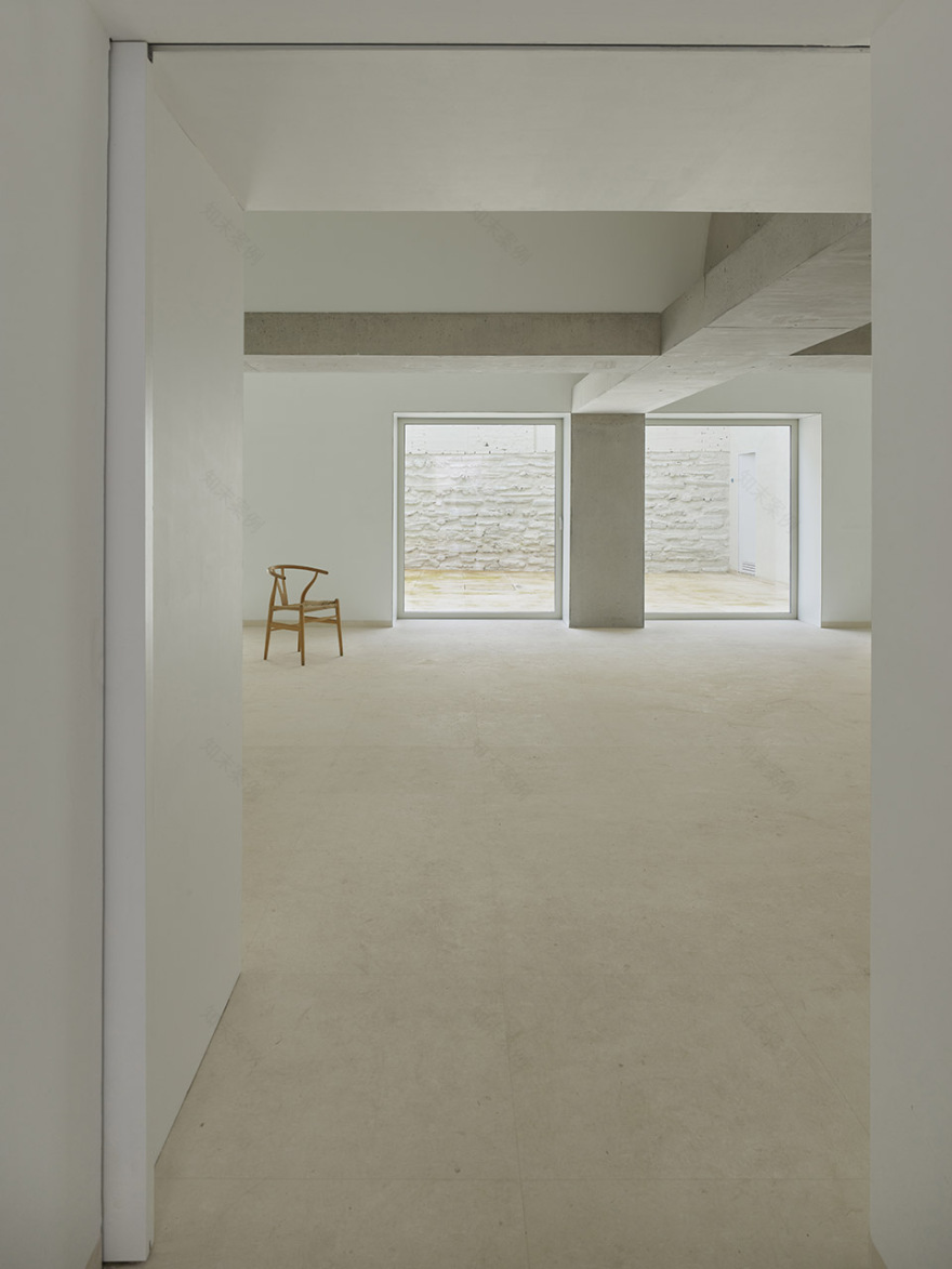 九拱住宅丨西班牙巴达霍斯丨José María Sánchez García-23