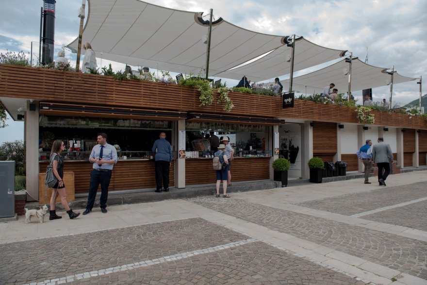 地中海风格的海滨餐厅设计-17