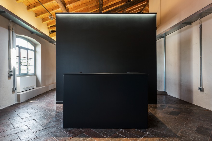 米兰工业风办公室设计-1