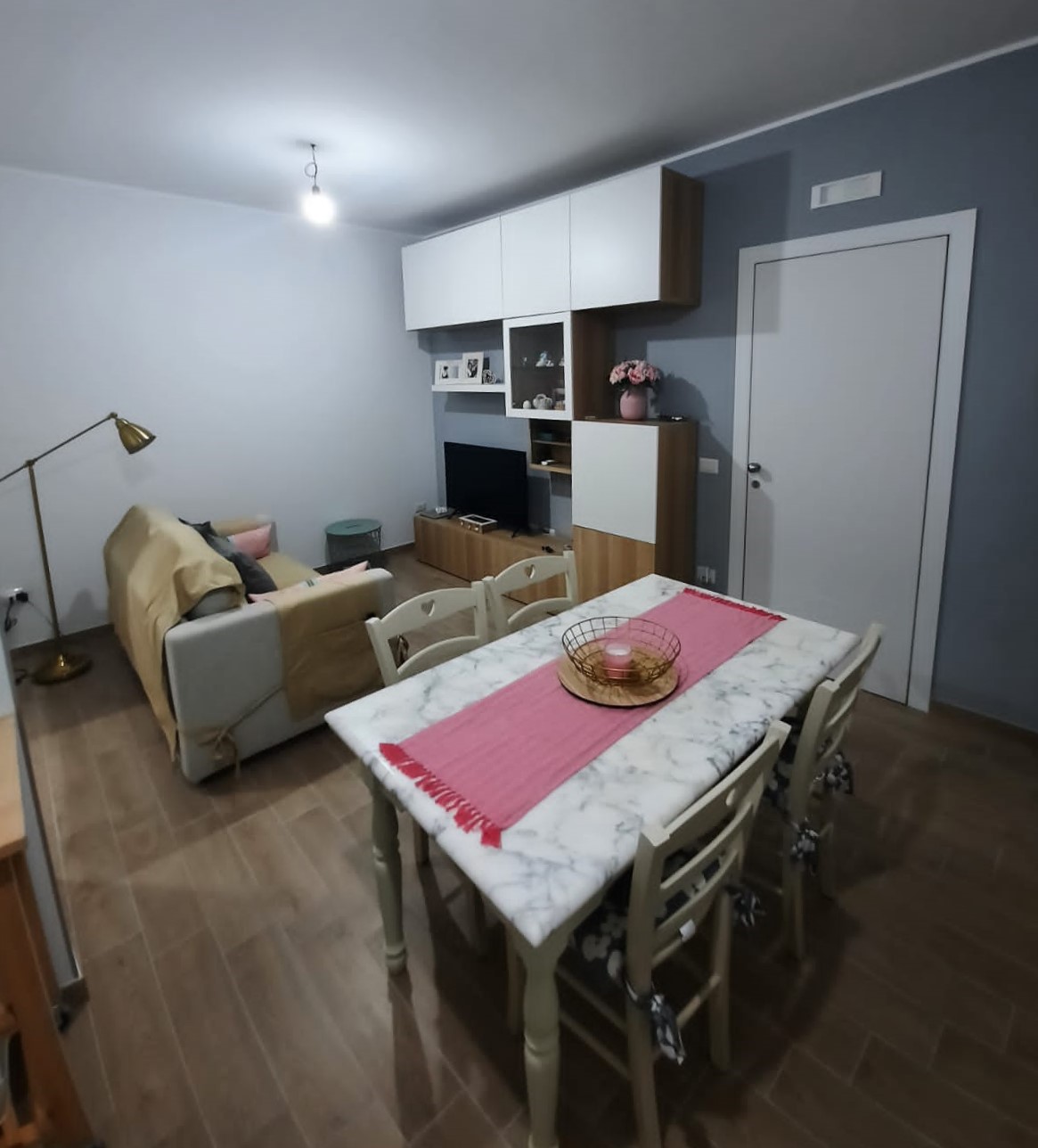 意式风情错落有致，103 平米打造双层三居室-6