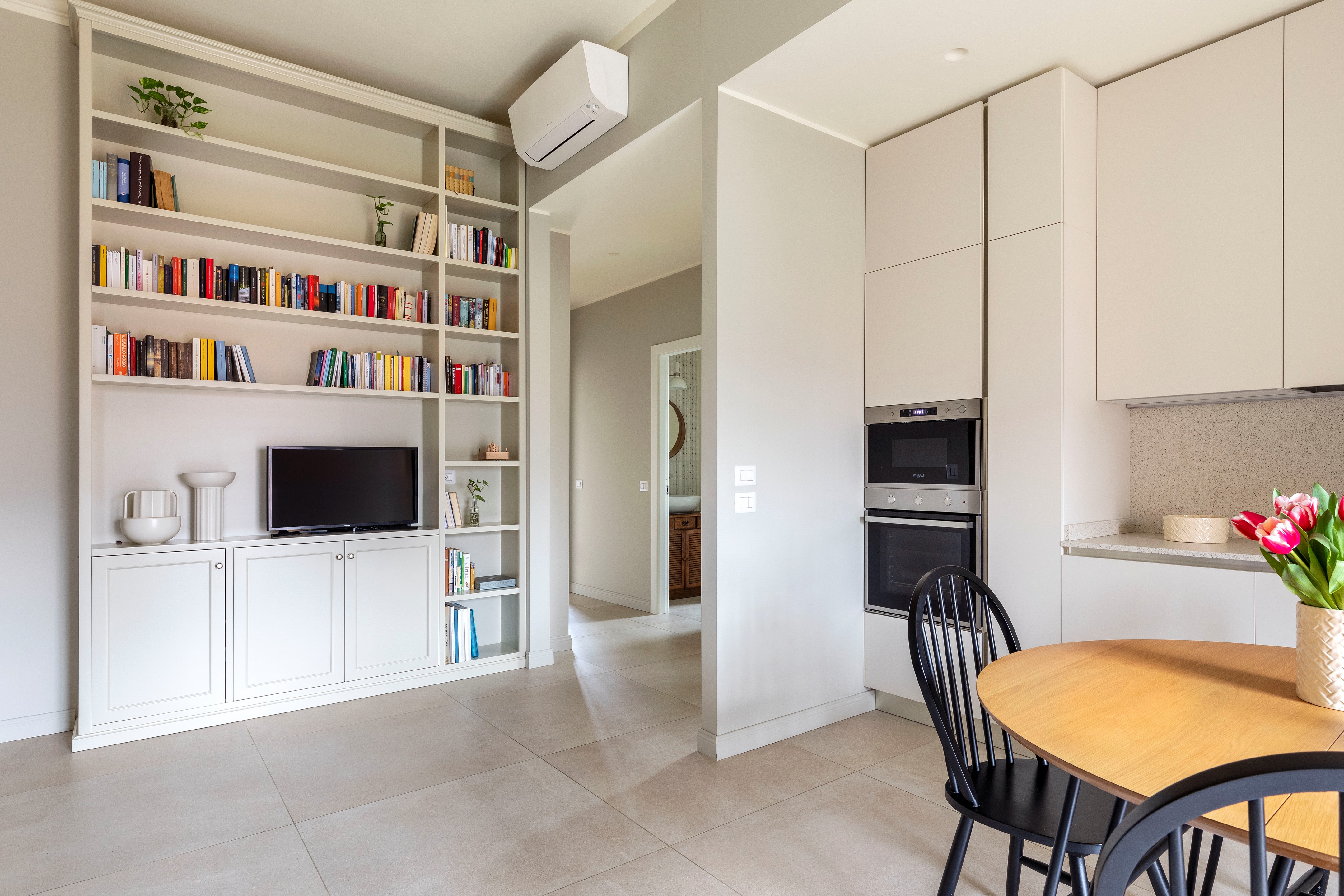 米兰历史公寓中的现代经典新诠释-4