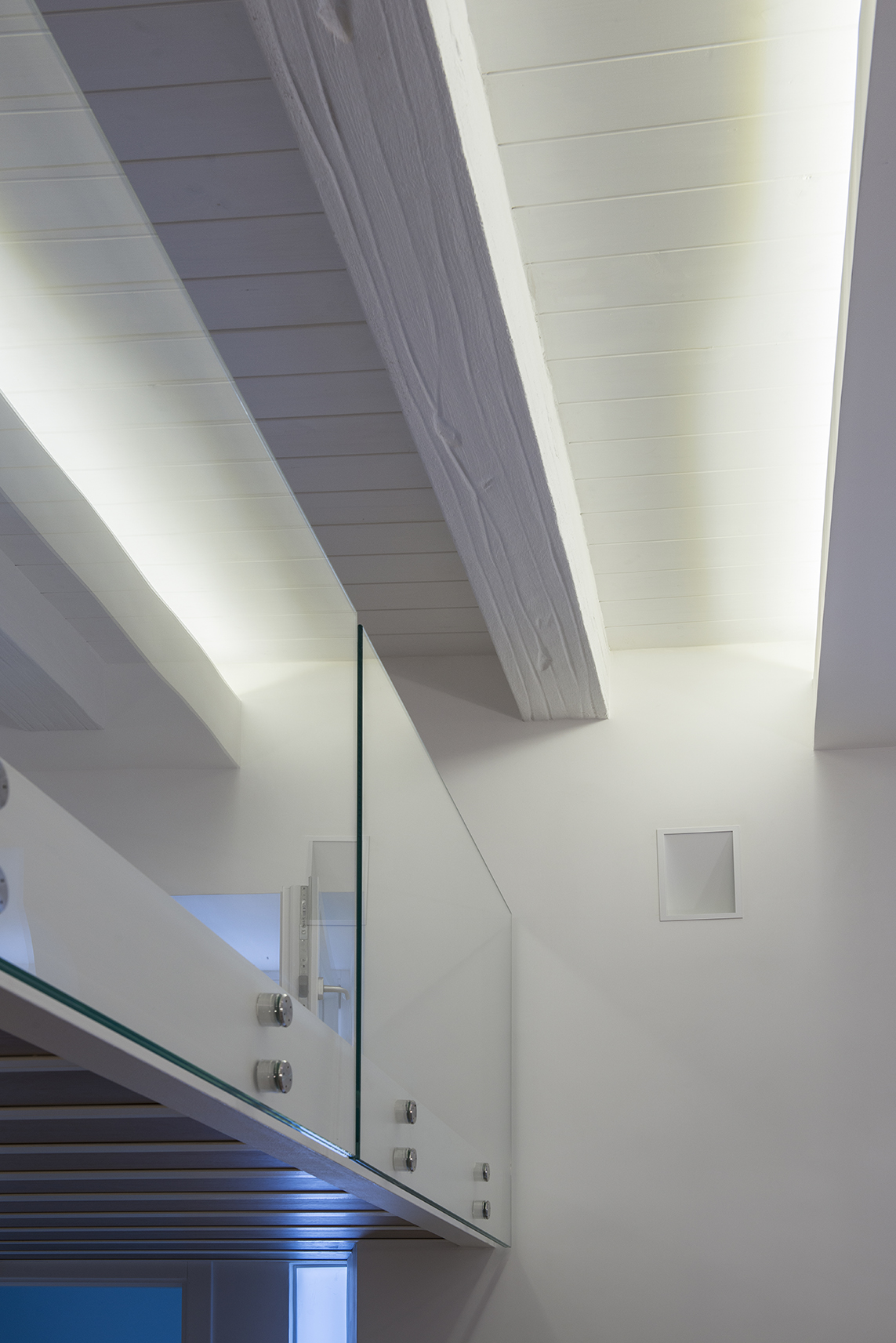 罗马历史建筑中的现代室内设计实验-3