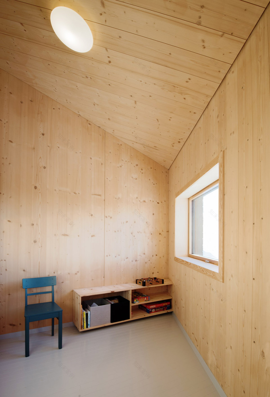 挪威 Sjusjøen 木屋,风雪中的私密观景盛宴-31