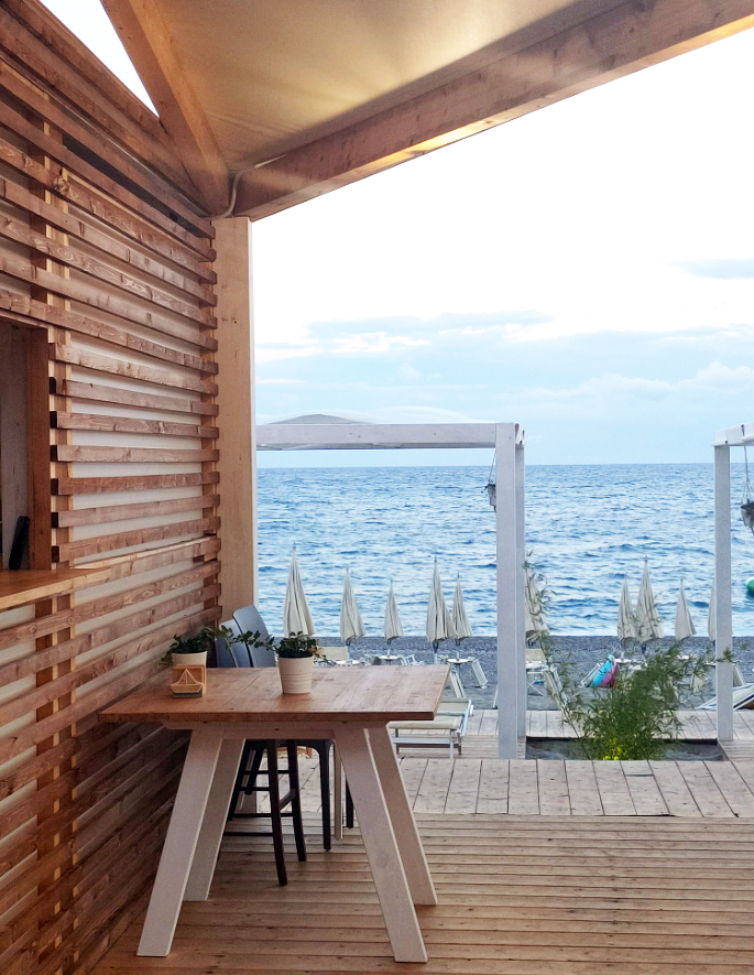 "自然元素与建筑结构的有机融合"-2