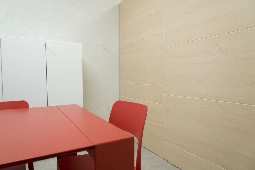 优化生产布局,打造高效办公环境-9