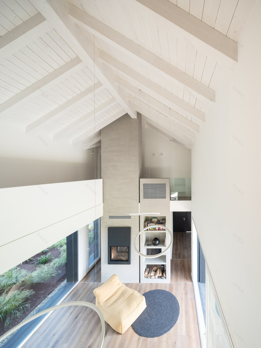 乡间别墅 HHCR,融入自然美景的设计佳作-15