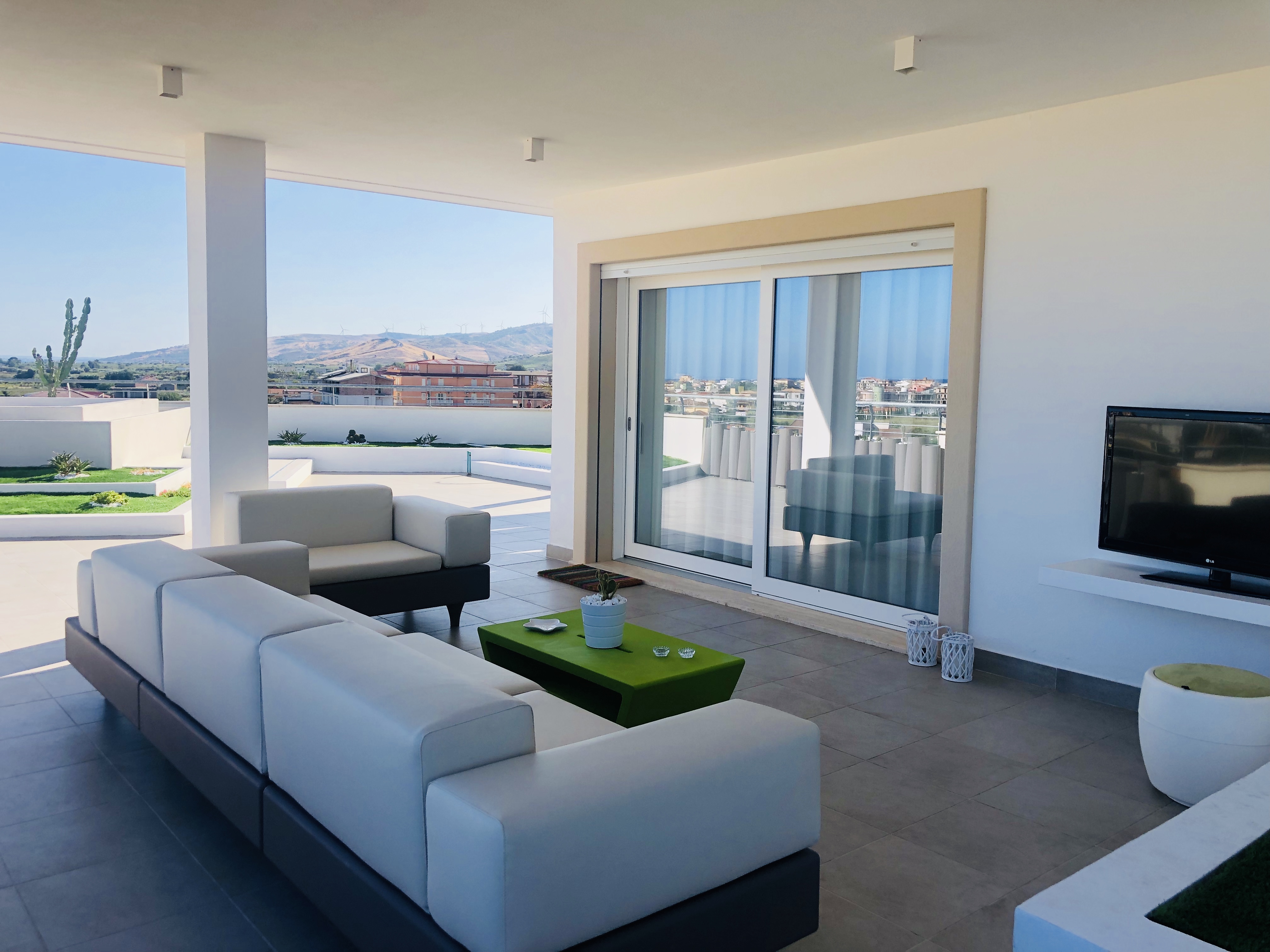 意大利海滨别墅的现代魅力-32