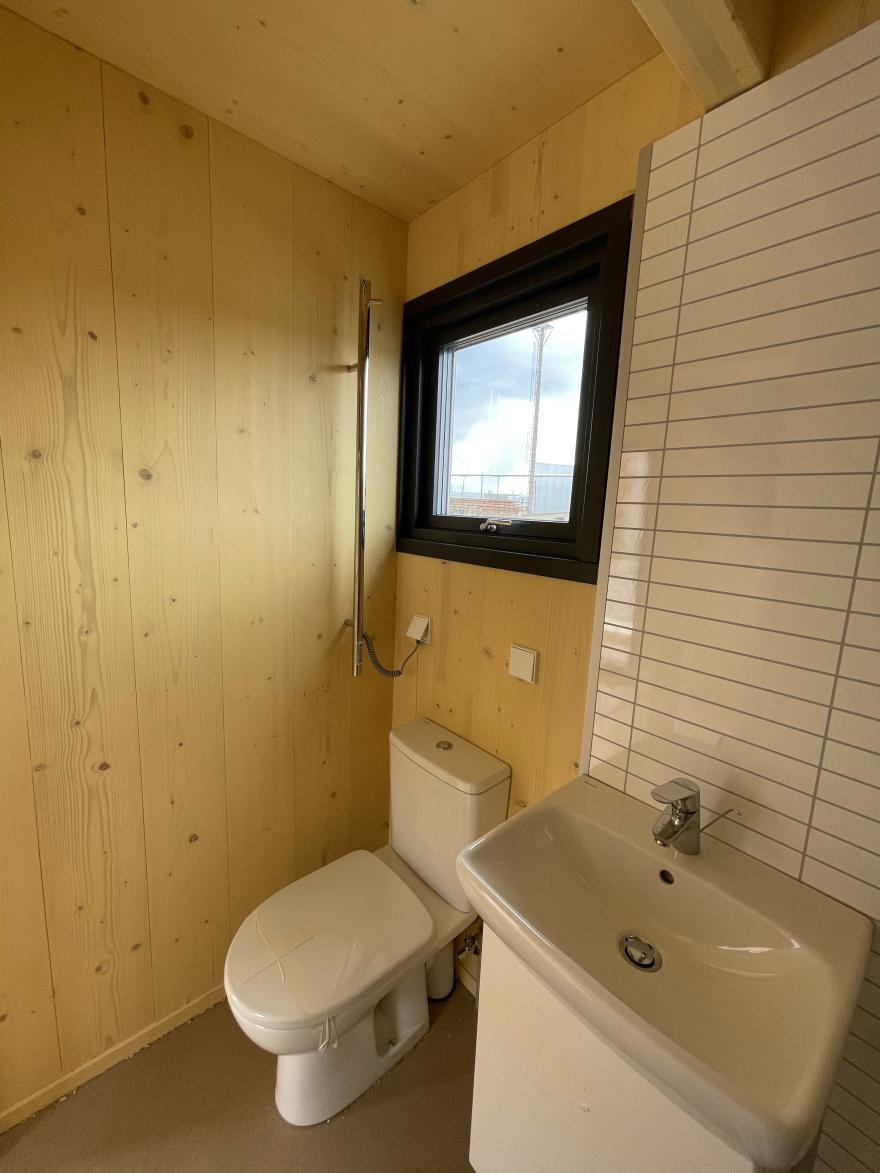 德国火车站的折叠生态小屋丨Brette Haus-12