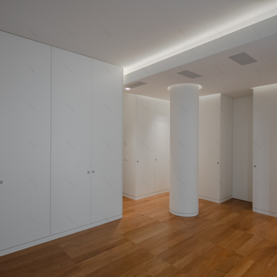 现代顶层公寓,打造无缝室内外空间-31