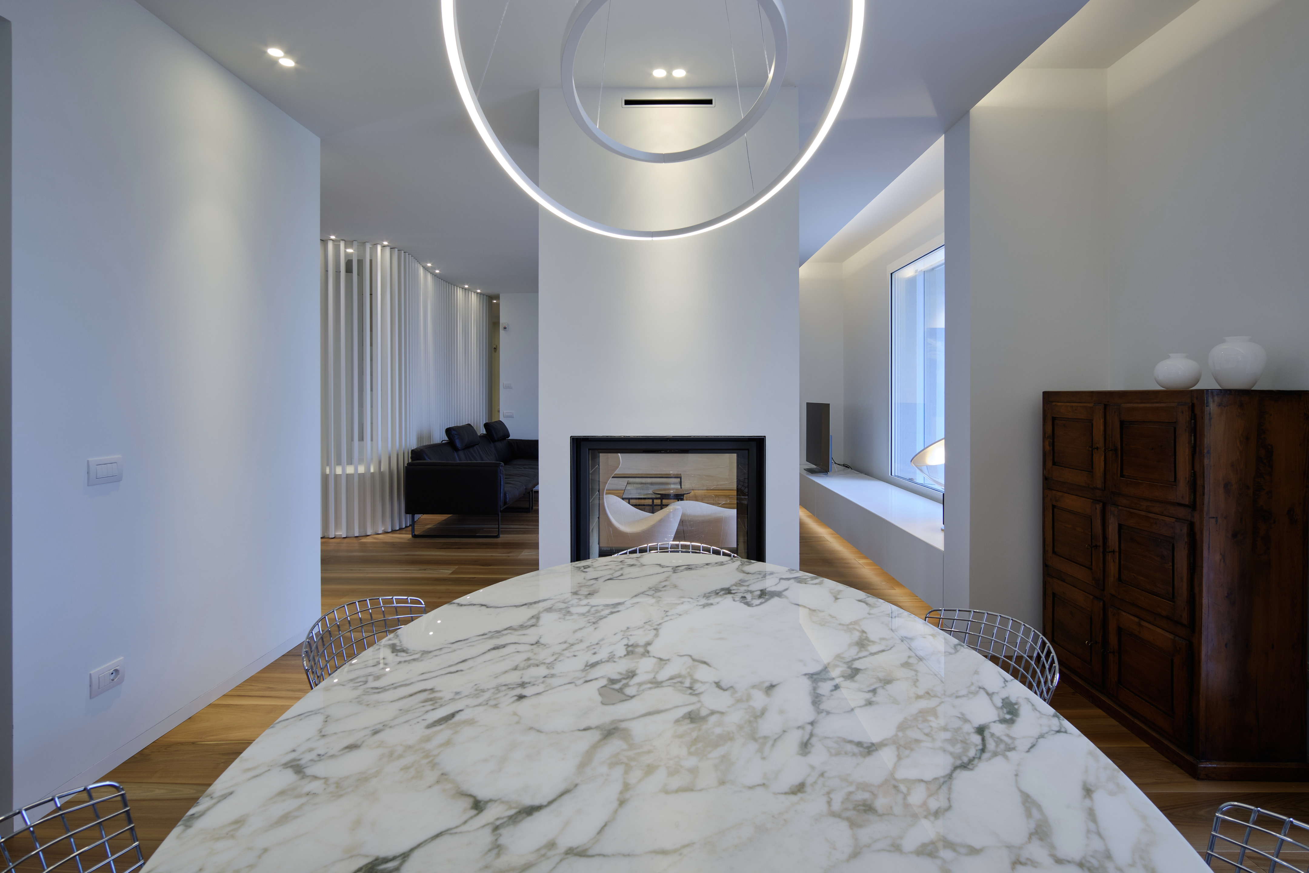 米歇尔·贾科比丨量身定制家具丨 70 年代别墅翻新-25