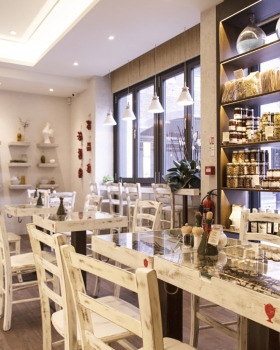 Pulia London
