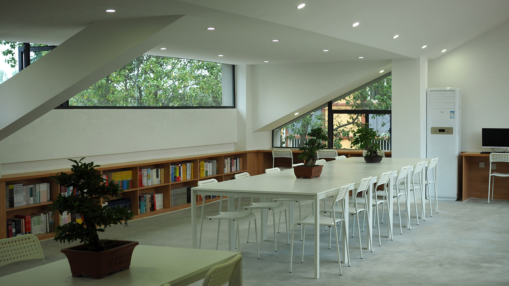 西安高新第六高级中学图书馆/陕西首个希望工程校园图书馆援建项目-65
