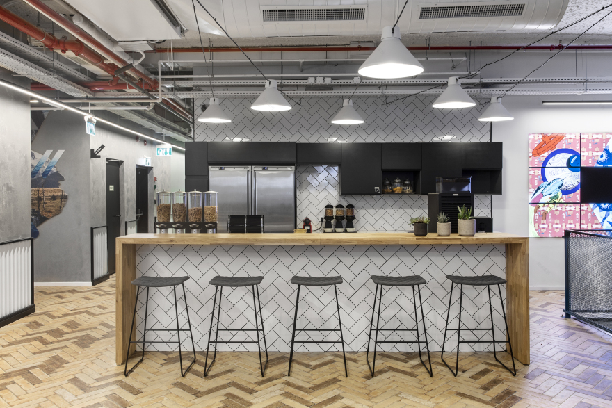 以色列 VARONIS 办公空间 以酒店式设计创造温馨高效工作环境-9