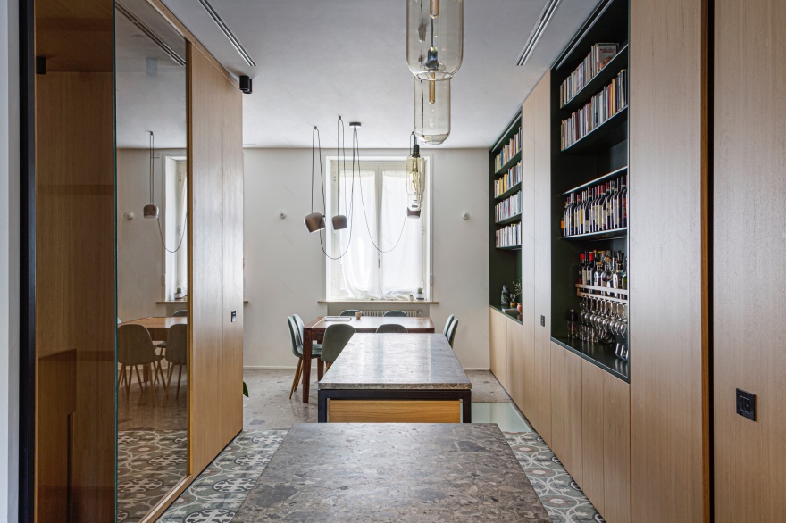 双层空间翻转,复古风私人住宅设计-6