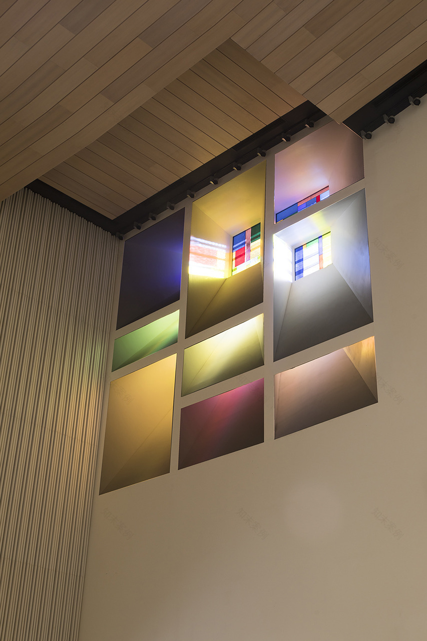 墨西哥 Monterrey 的"El Señor de la Misericordia"教堂 | 现代与传统的完美结合-16