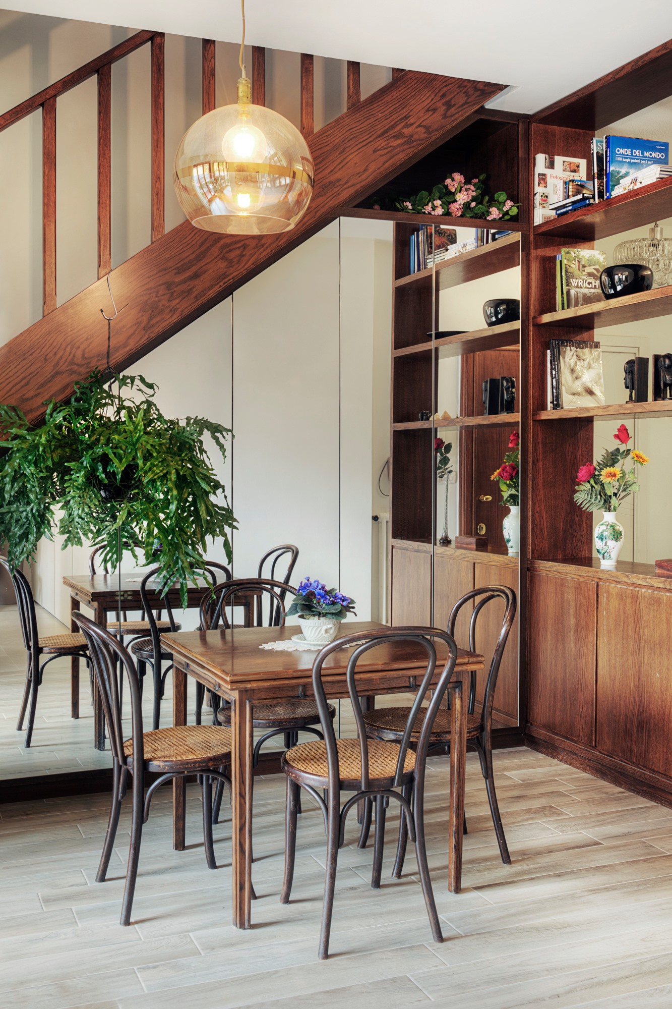 复古 70 年代家具翻新，打造独特公寓空间-7