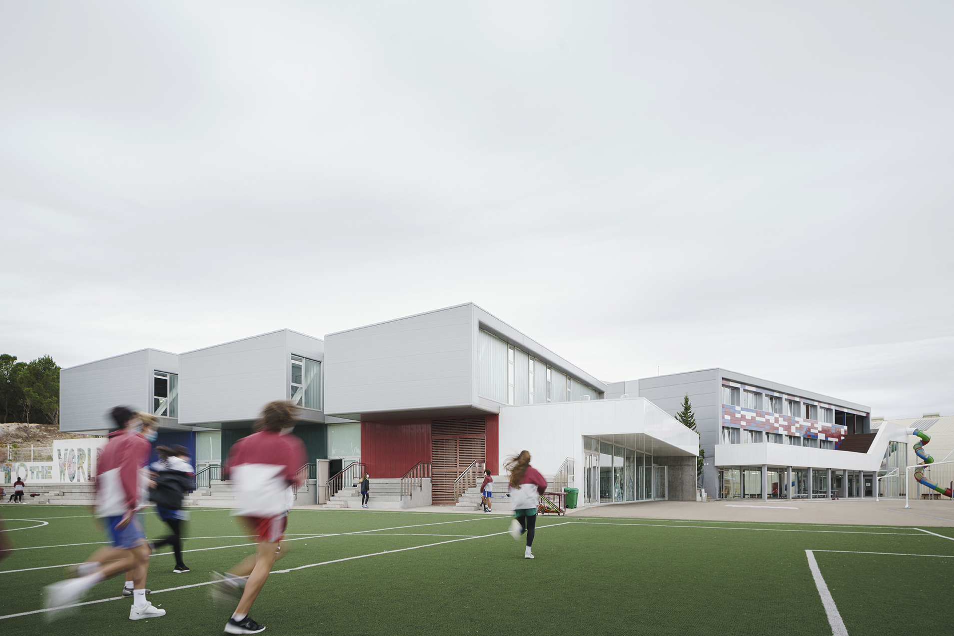 英国学校阿朗戈校区教室翻新设计-2