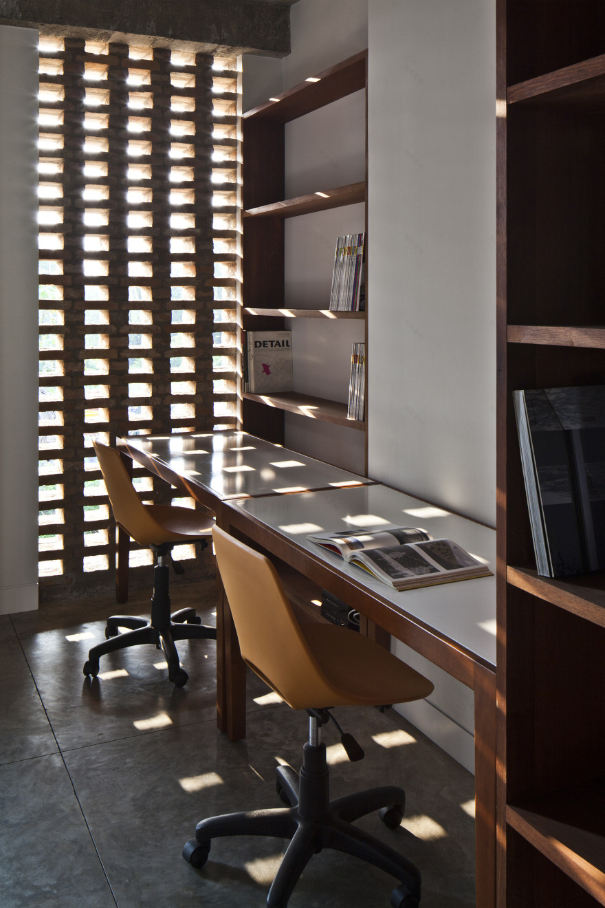 热带郊区别墅 | 自然通风的生态住宅-20