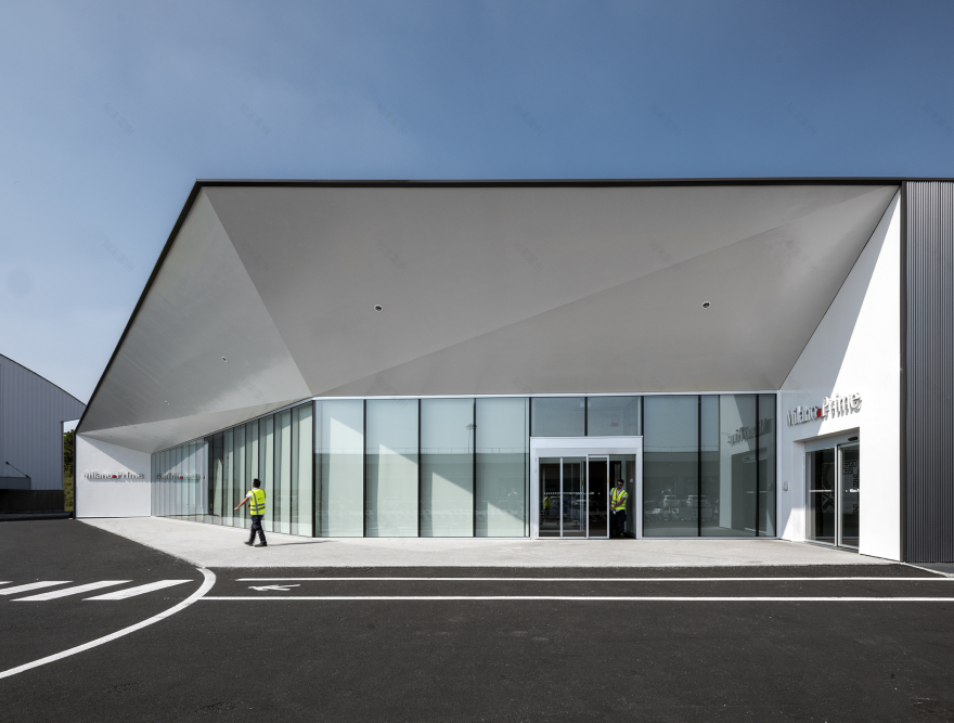 米兰马尔彭萨 VIP 航站楼,航空旅行的舒适新体验-1