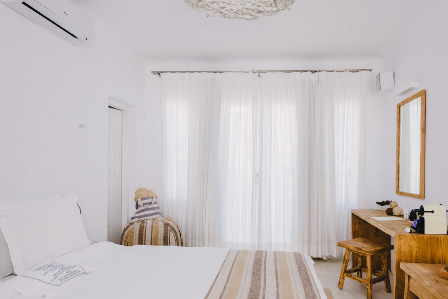 Mykonos 岛上的 Rocabella 艺术酒店 | 融入自然的现代设计-36