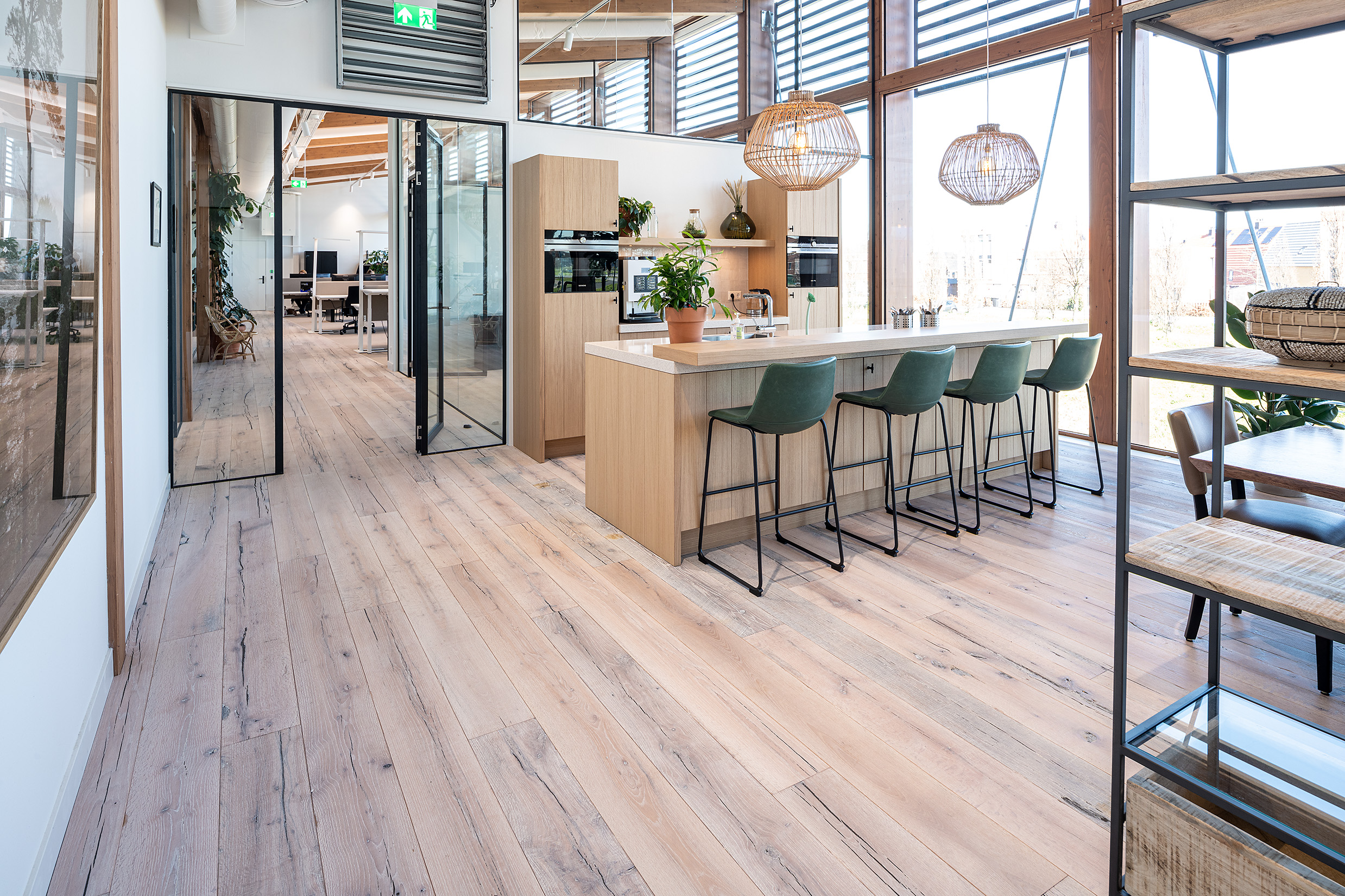 CO2 neutral office builing with reclaimed oak wooden flooring-2