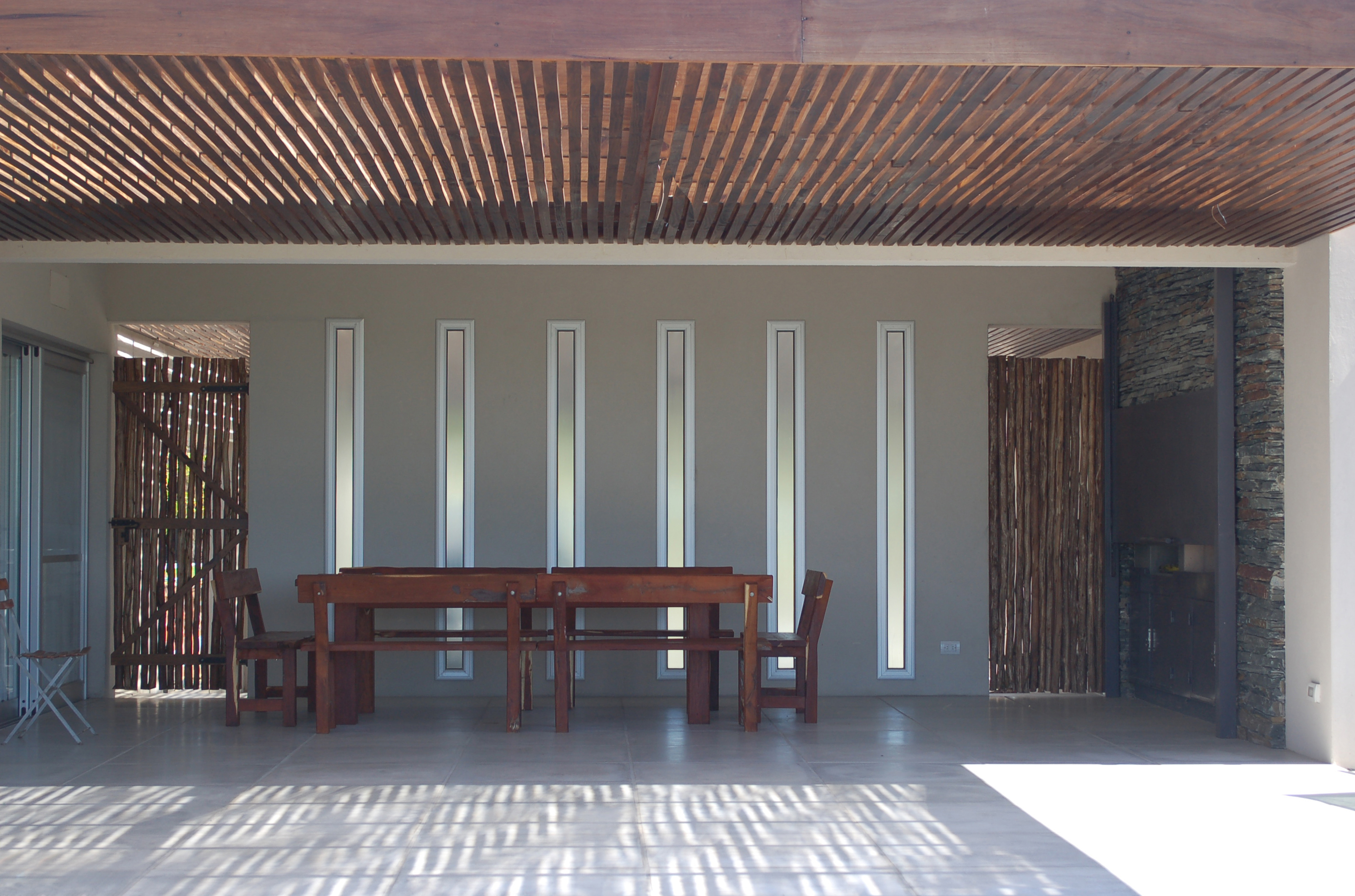 倒置阳光下的海滨别墅-7