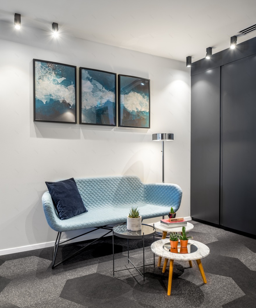 年轻现代的律师事务所办公室设计-3